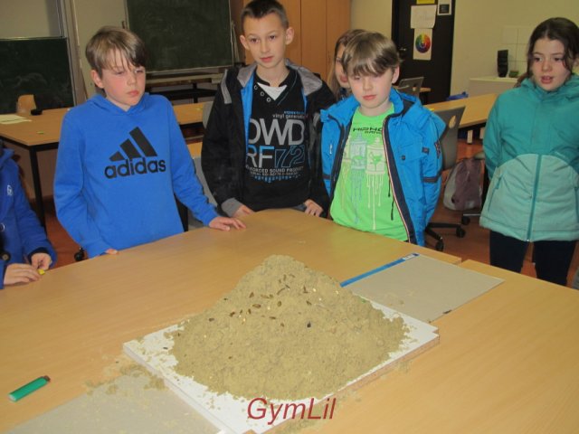 Experiment_Vulkanausbruch_2016_02