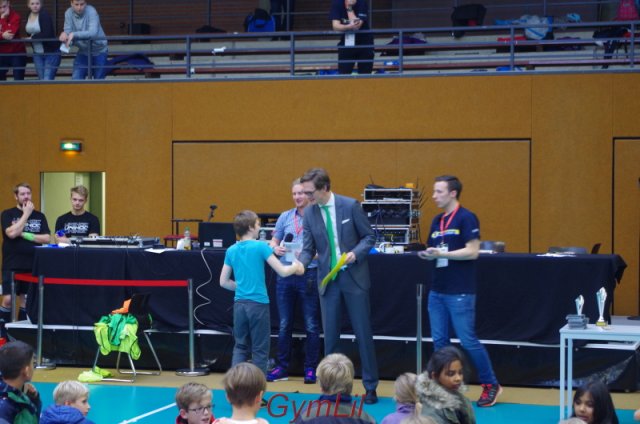 Floorball_Schulcup_2016_30_Siegerehrung