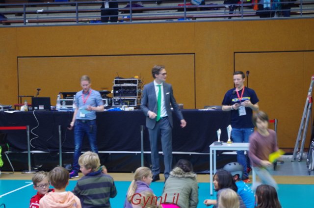 Floorball_Schulcup_2016_33_Siegerehrung