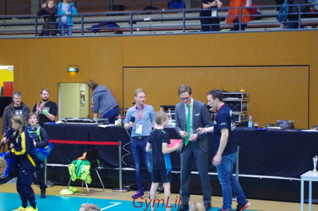 Floorball_Schulcup_2016_37_Siegerehrung