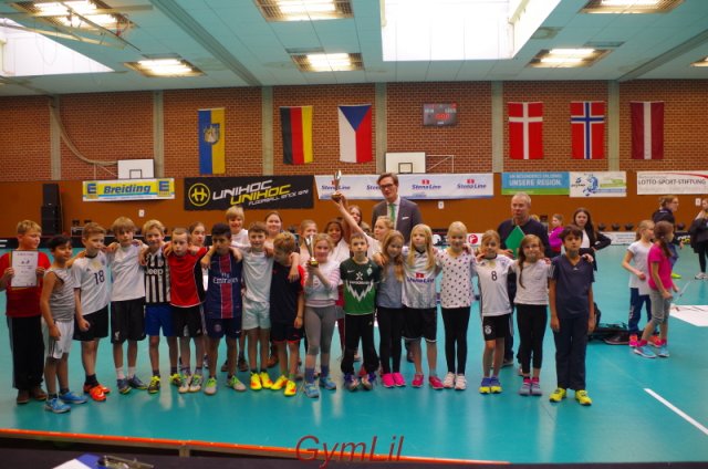 Floorball_Schulcup_2016_42_Siegerehrung